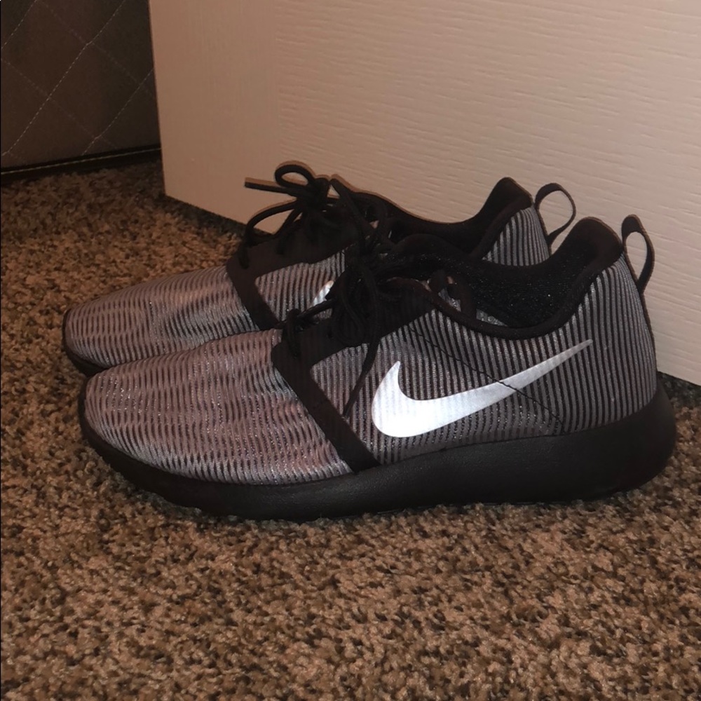 Nike Roshe One Flight Weight